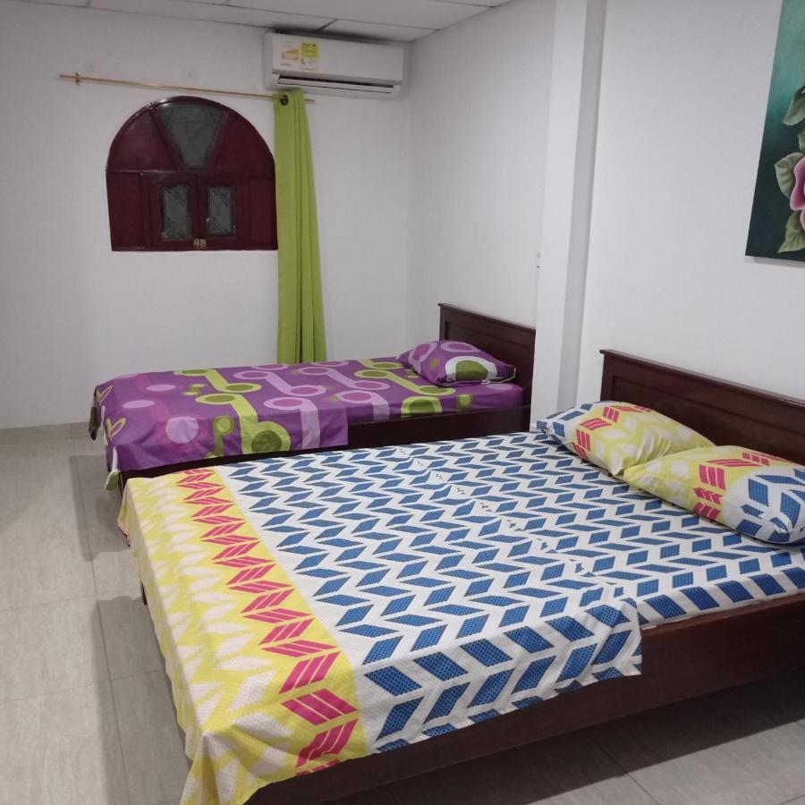Hotel Acuarius Кукута Экстерьер фото